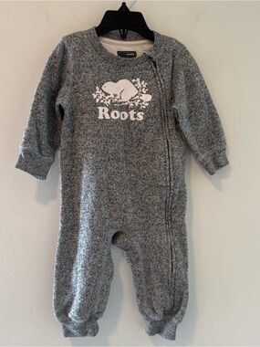 Baby Roots Cozy Onesie Size: M 6-12 Months  #Lux-K1